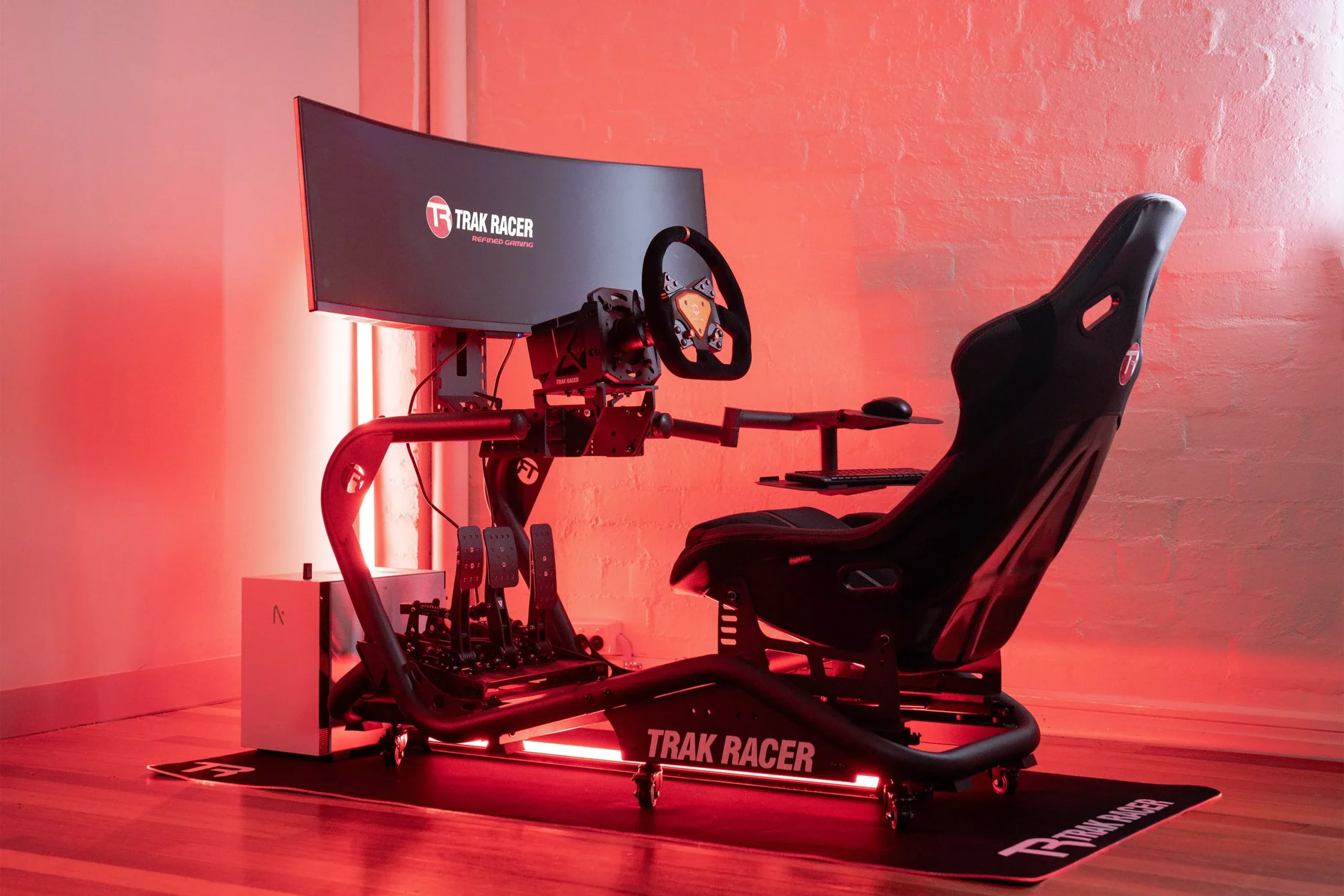 Spec 1: TR8 Pro - Racing Simulator